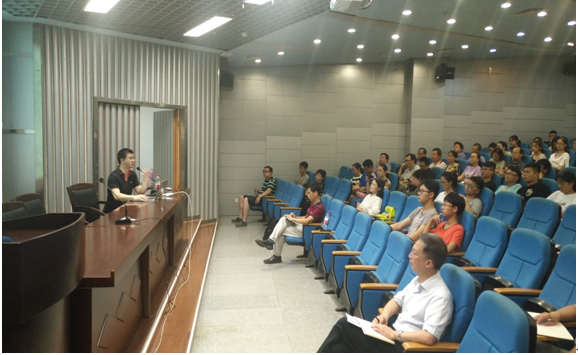 大数据会议1.png 大数据会议1.png